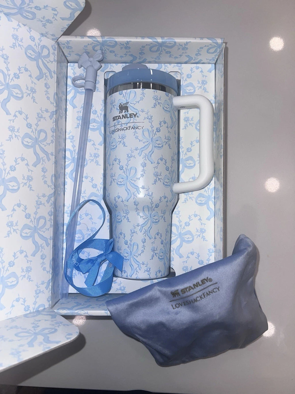 Stanley x LoveShackFancy Quencher H2.0 40oz Blue White Floral Tumbler