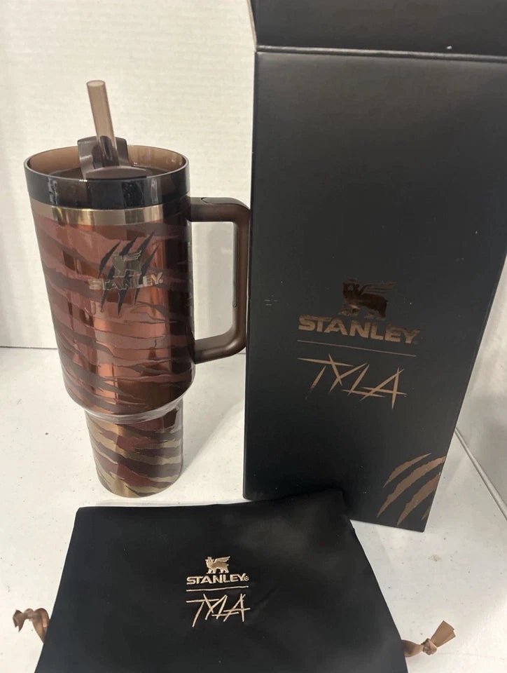 Stanley x Tyla Tyger Quencher H2.0 Tumbler 40oz