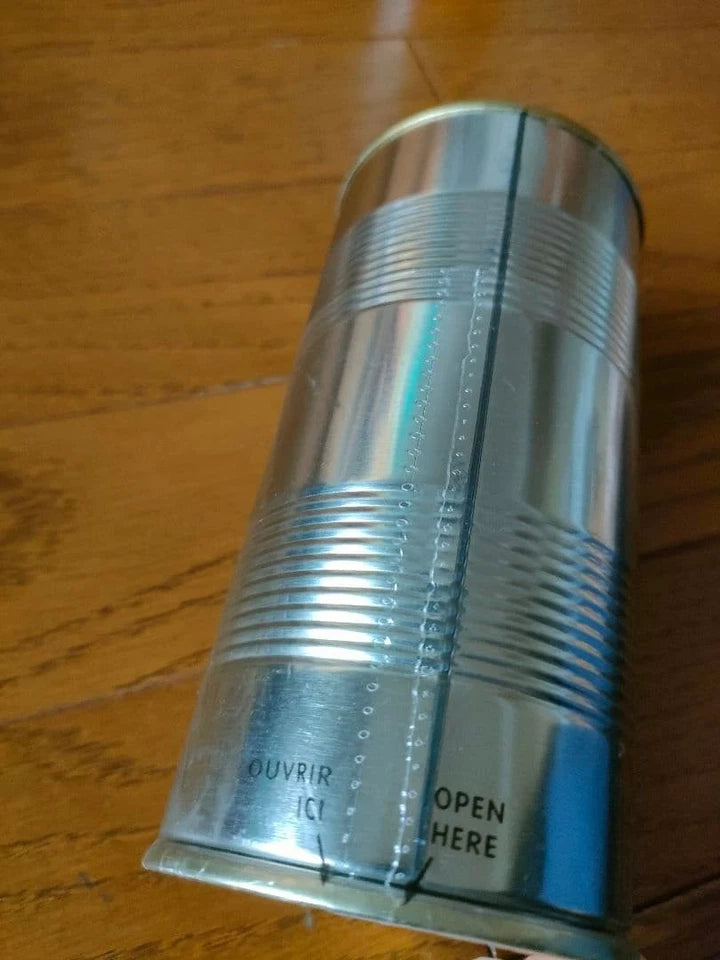 Jean in a convenient spray format. Its distinctive fragrance profile makes it suitable
